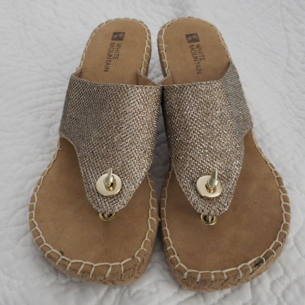 White Mountain Women's Metallic Gold Toe-Post Sandals